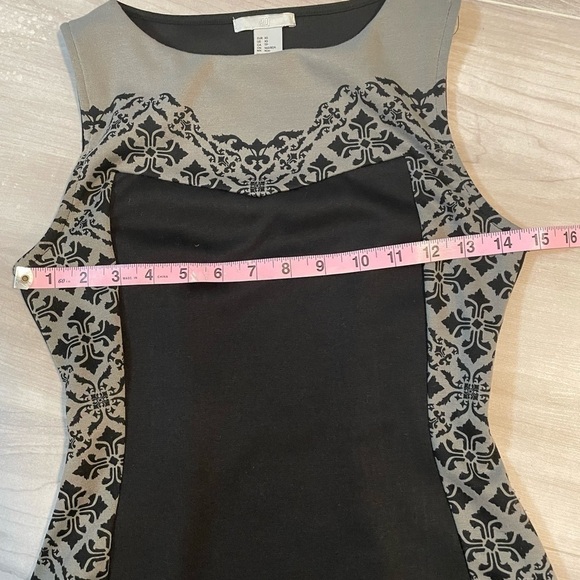 H&M Black And Gray Patterned Form Fitting Dress ~ Size XS - Picture 7 of 7